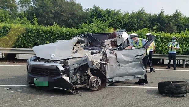 0820 蔚来1.jpeg 0820 蔚来1.jpeg